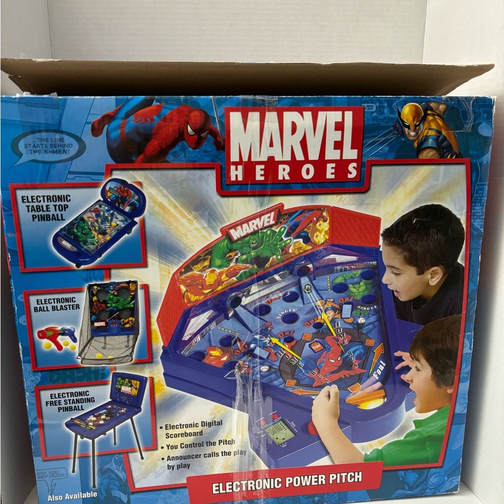 NEW MARVEL HEROES ELECTRONIC POWER PITCH GAME TABLETOP BASEBALL PINBALL ARCADE